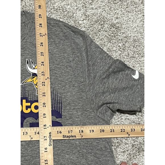 Minnesota Vikings Nike T NFL Equipment Training Shirt Size M NWT Logo Spellout - Picture 5 of 5